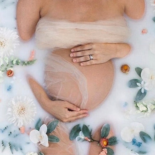 Можно ли делать шугаринг при беременности на ранних и поздних сроках, чем он опасен перед родами?
