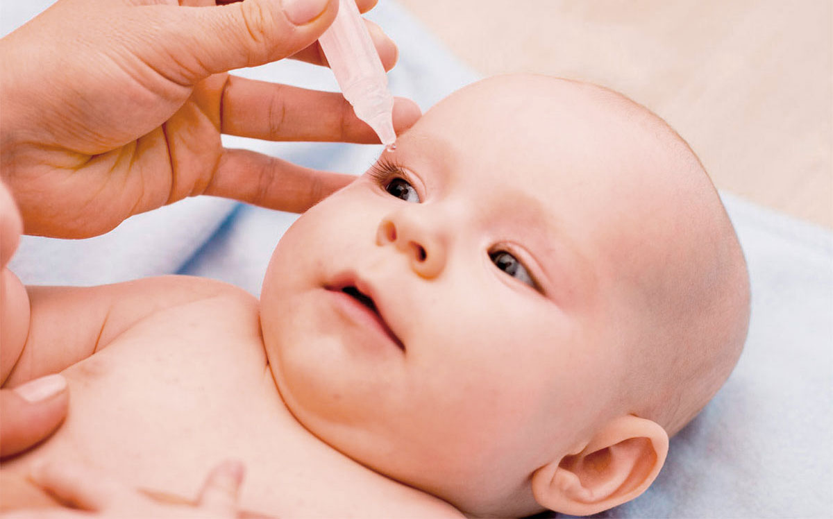 Капли и мази от конъюнктивита для детей до года