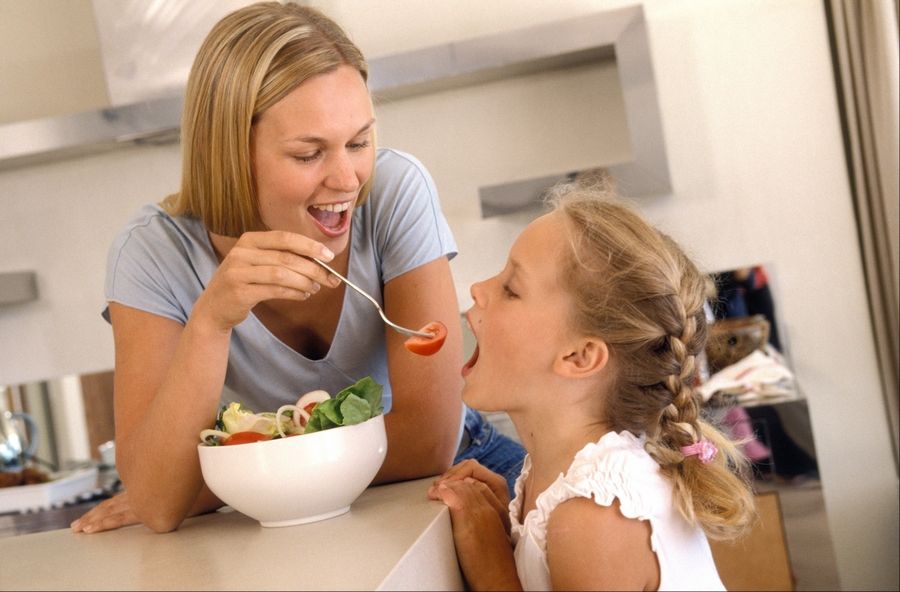Уговорить ребенка поесть