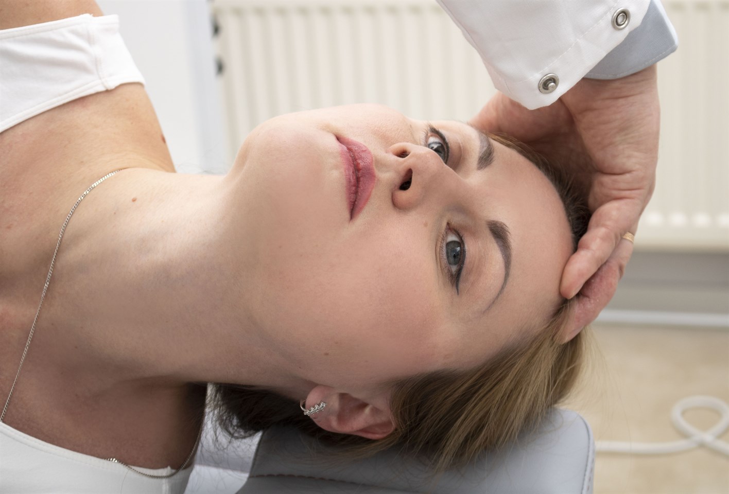 Отсасыватель соплей для новорожденных — как убрать сопли у грудничков