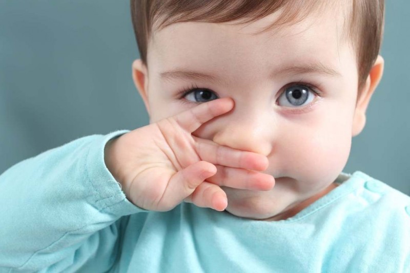 У ребенка в ухе или носу инородное тело – правила первой помощи