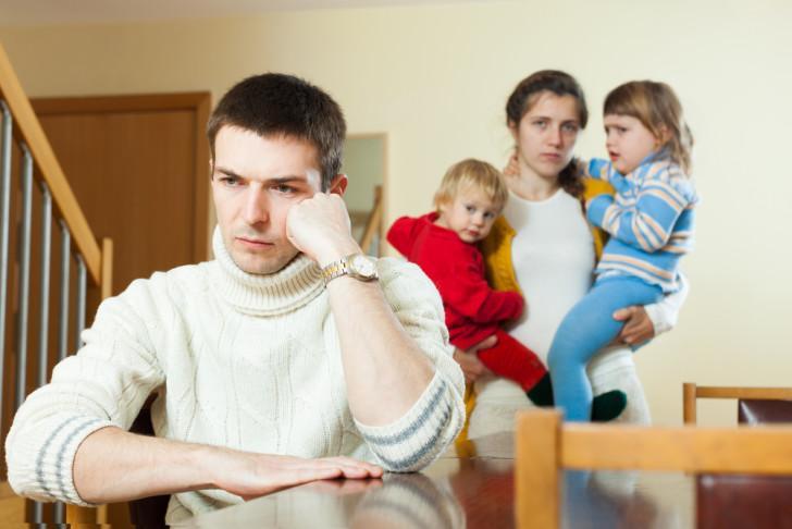 Как пережить развод с двумя детьми: 7 вариантов для мамы