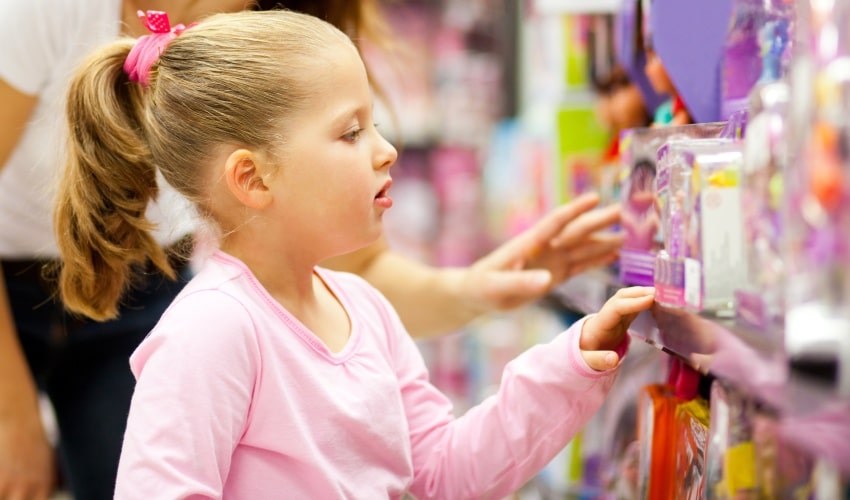 Детская истерика в магазине: как реагировать родителям