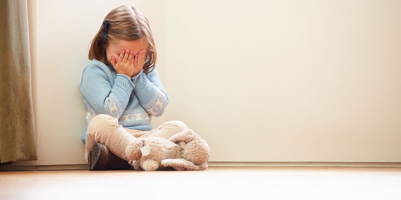 5 фраз, которые разрушают психику твоего ребенка