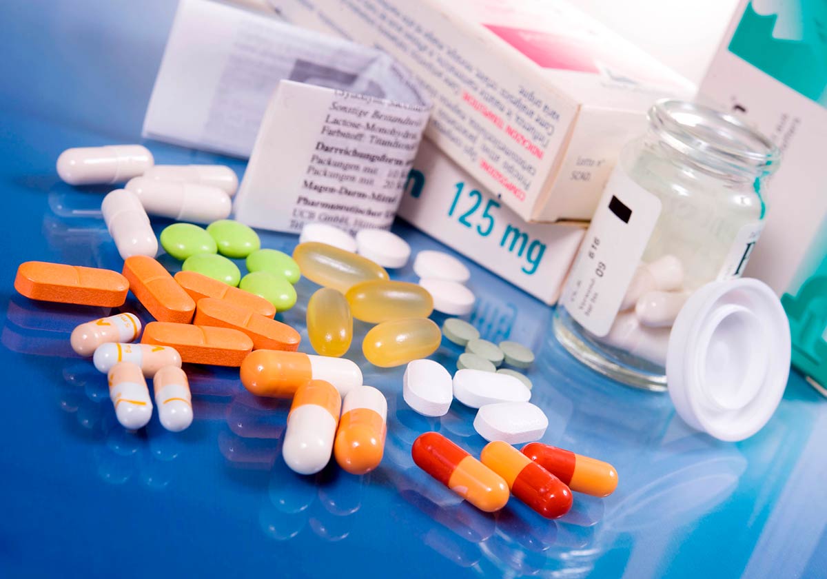 Почему у новорожденного один глаз открывается больше другого