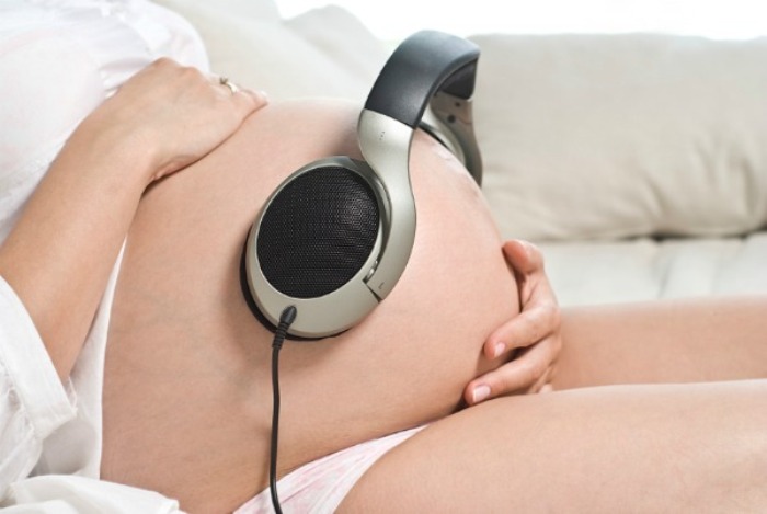 Полезно ли беременным слушать классическую музыку