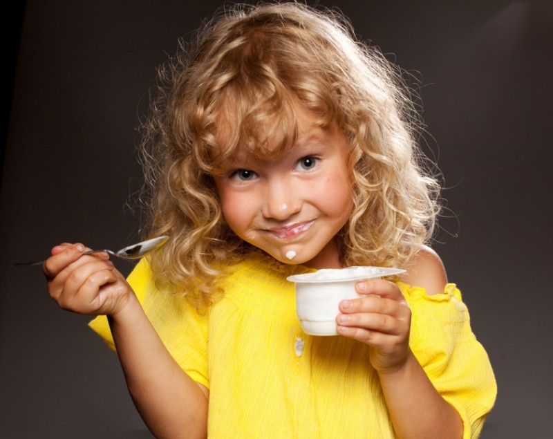 Кефир кефиру – рознь или как выбрать полезный напиток для ребенка до года?