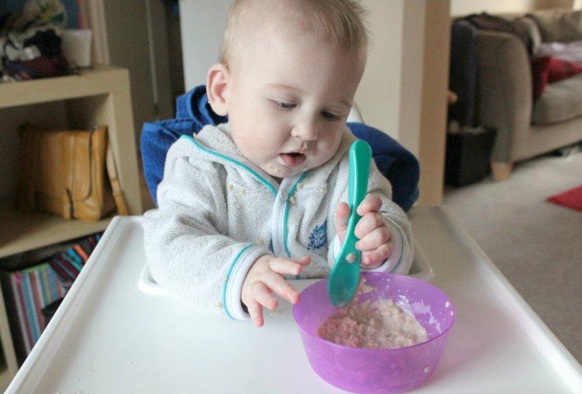 С какого возраста можно вводить овсяную каши в прикорм детей?