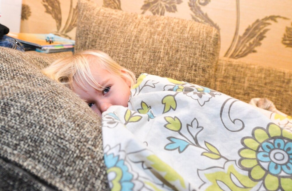 Ребенок не спит ночью: что делать если часто просыпается и плачет