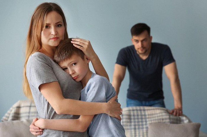 Как добровольно отказаться от ребенка при разводе: документы, нужно ли платить алименты