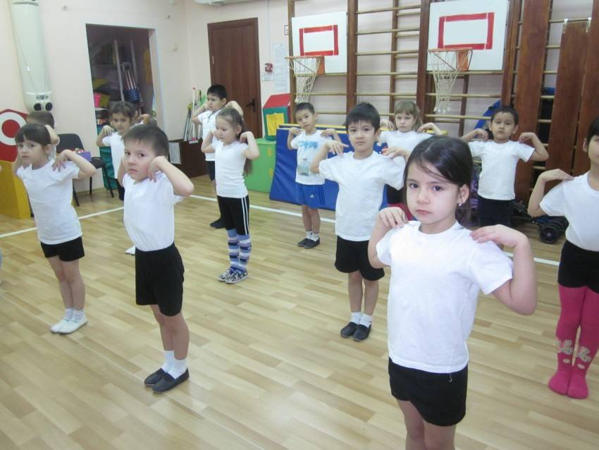 Зарядка для малышей с первых дней жизни