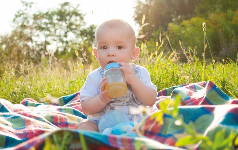 Когда можно давать сок грудному ребенку?