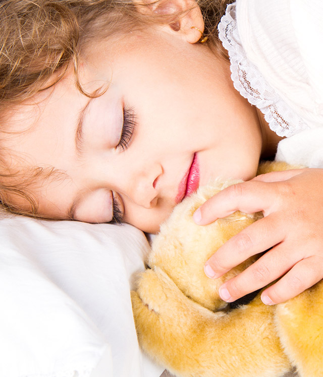 Ребенок всхлипывает во сне: причины, симптомы и лечение